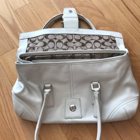 Coach White Leather Handbag - Picture 2 of 6